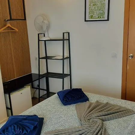 Hostel Figueira House In Beira Minho